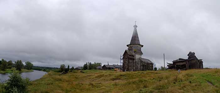 Саминский погост. Ильинская церковь и церковь Флора и Лавра