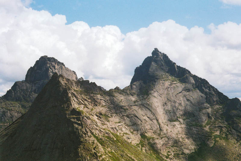 img070.jpg